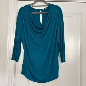 New Halogen Teal Top